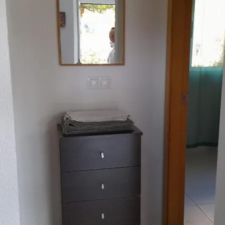 Alicebungalowpoolview-summer