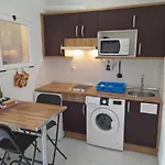 Alicebungalowpoolview-summer Κοραλέχο